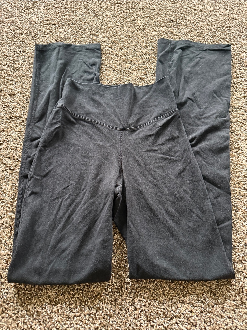 Old Navy Black Straight-Leg Women's Yoga Pants